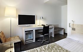 Hotel Riverton